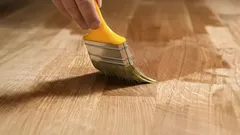 Jak snadno ochránit dřevo před plísní a vlhkostí: Kompletní průvodce od odborníků