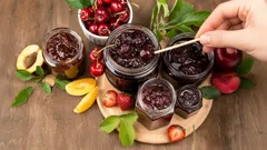 Proč naše babičky dávaly zápalky do marmelády: zapomenutý trik, který šetřil zásoby