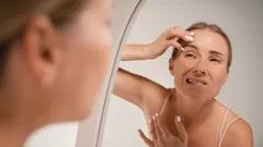Objevují se vám vrásky? Odborníci doporučují přírodní produkty na obnovu pružnosti pokožky