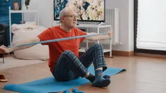 Nejlepší cvičební program pro seniory bez nutnosti opustit domov – zaručený příliv energie