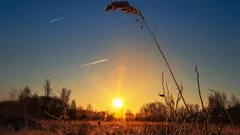 Astronomové oznámili datum nejkratšího slunečního dne v roce 2025: o kolik se zkrátí?