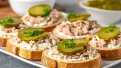 Rychlá pomazánka na chleba za 5 minut: Recept, který zachrání každé ráno